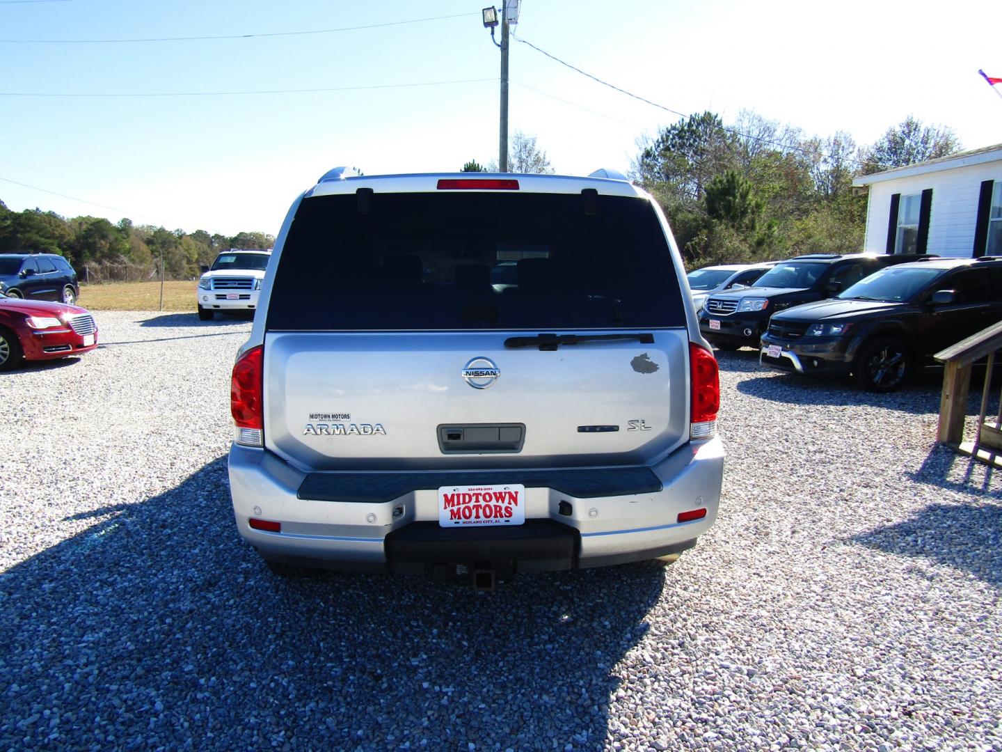 2011 Silver /Black Nissan Armada SL 2WD (5N1BA0ND4BN) with an 5.6L V8 DOHC 32V FFV engine, Automatic transmission, located at 15016 S Hwy 231, Midland City, AL, 36350, (334) 983-3001, 31.306210, -85.495277 - Photo#6